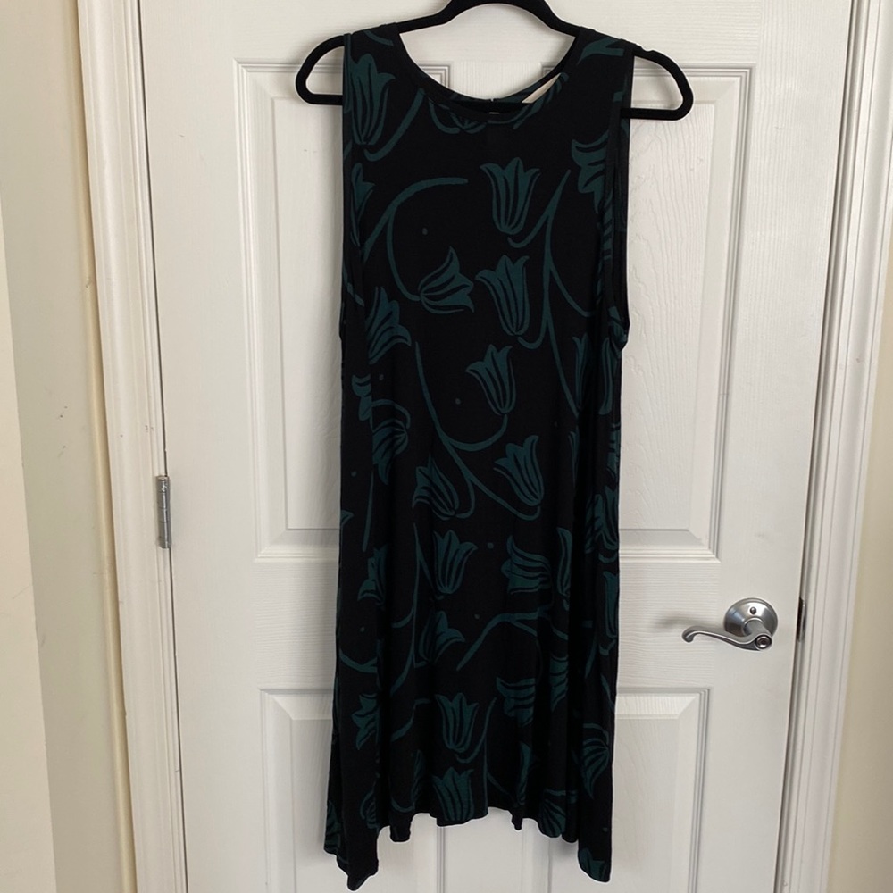 LOFT Sleeveless Black and Green Floral Print Transitional Swing Dress Size XL